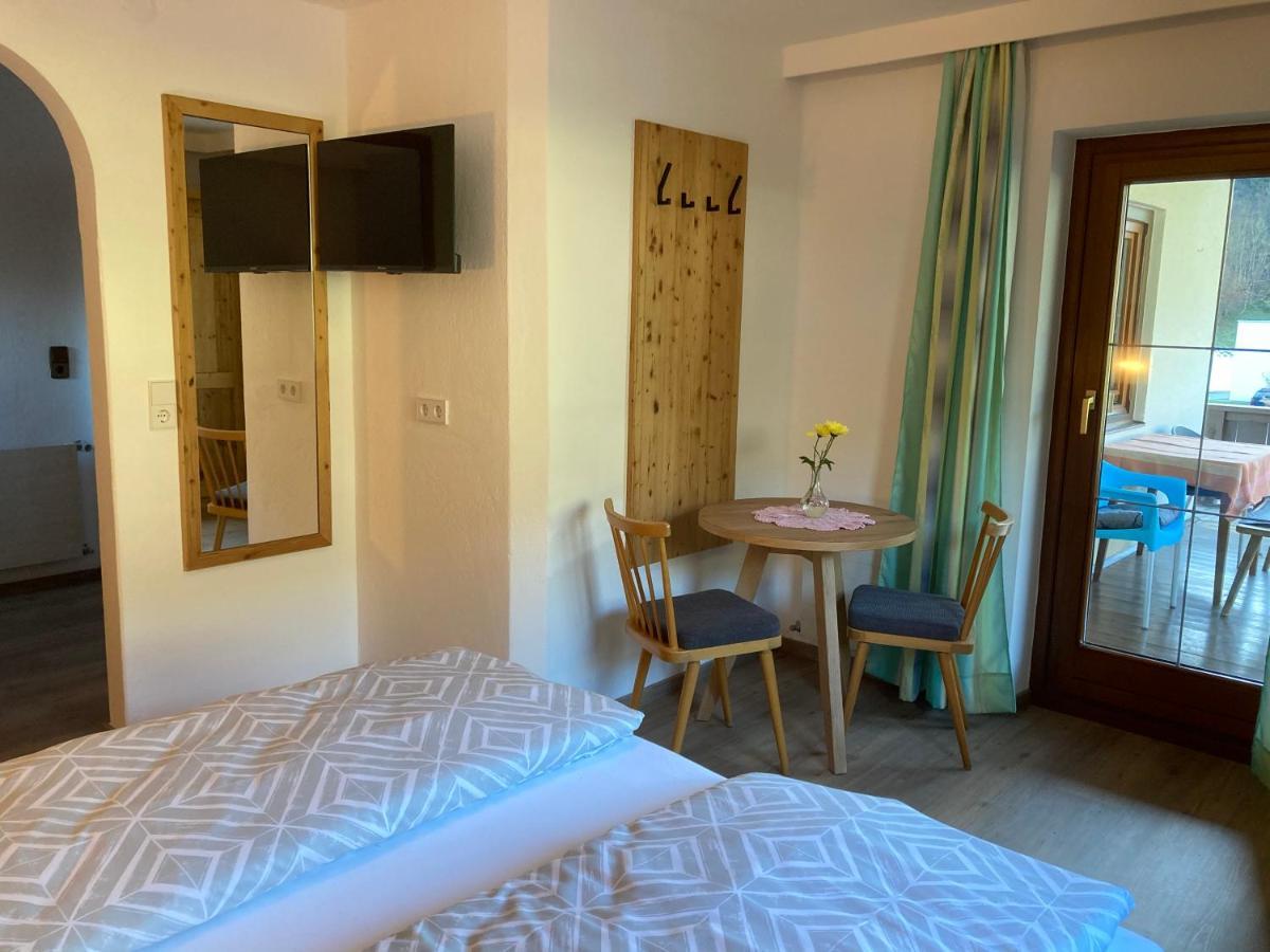 Ferienwohnung Kroell Zell am Ziller Esterno foto
