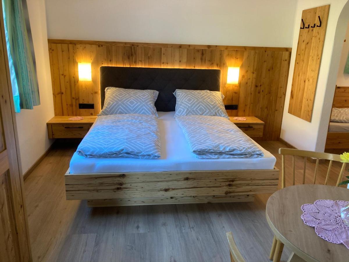 Ferienwohnung Kroell Zell am Ziller Esterno foto