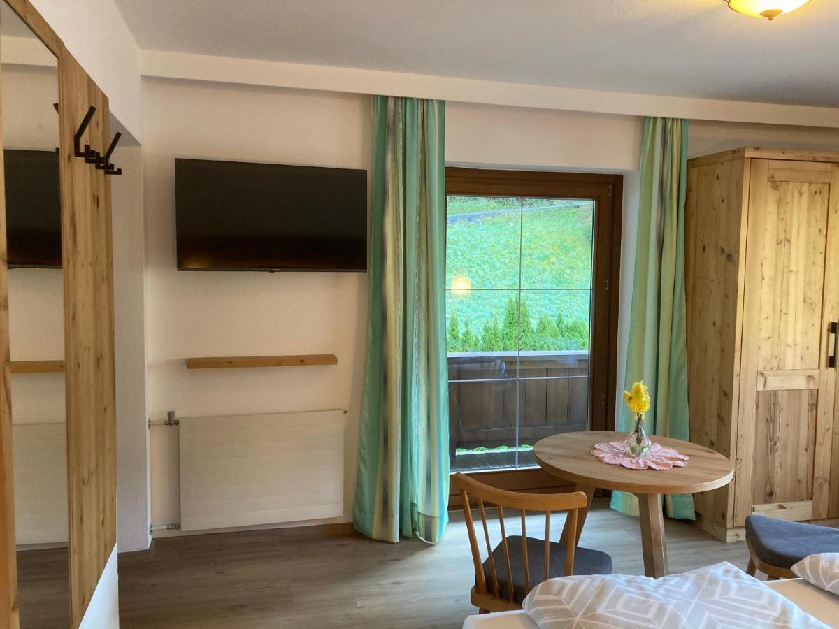 Ferienwohnung Kroell Zell am Ziller Esterno foto