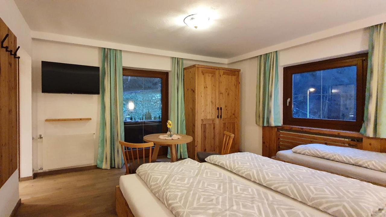 Ferienwohnung Kroell Zell am Ziller Esterno foto