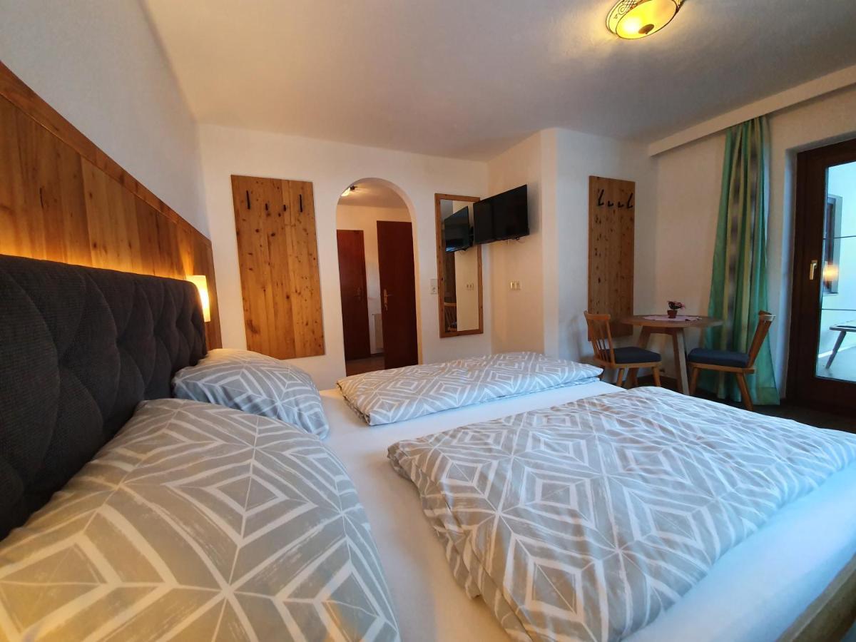 Ferienwohnung Kroell Zell am Ziller Esterno foto