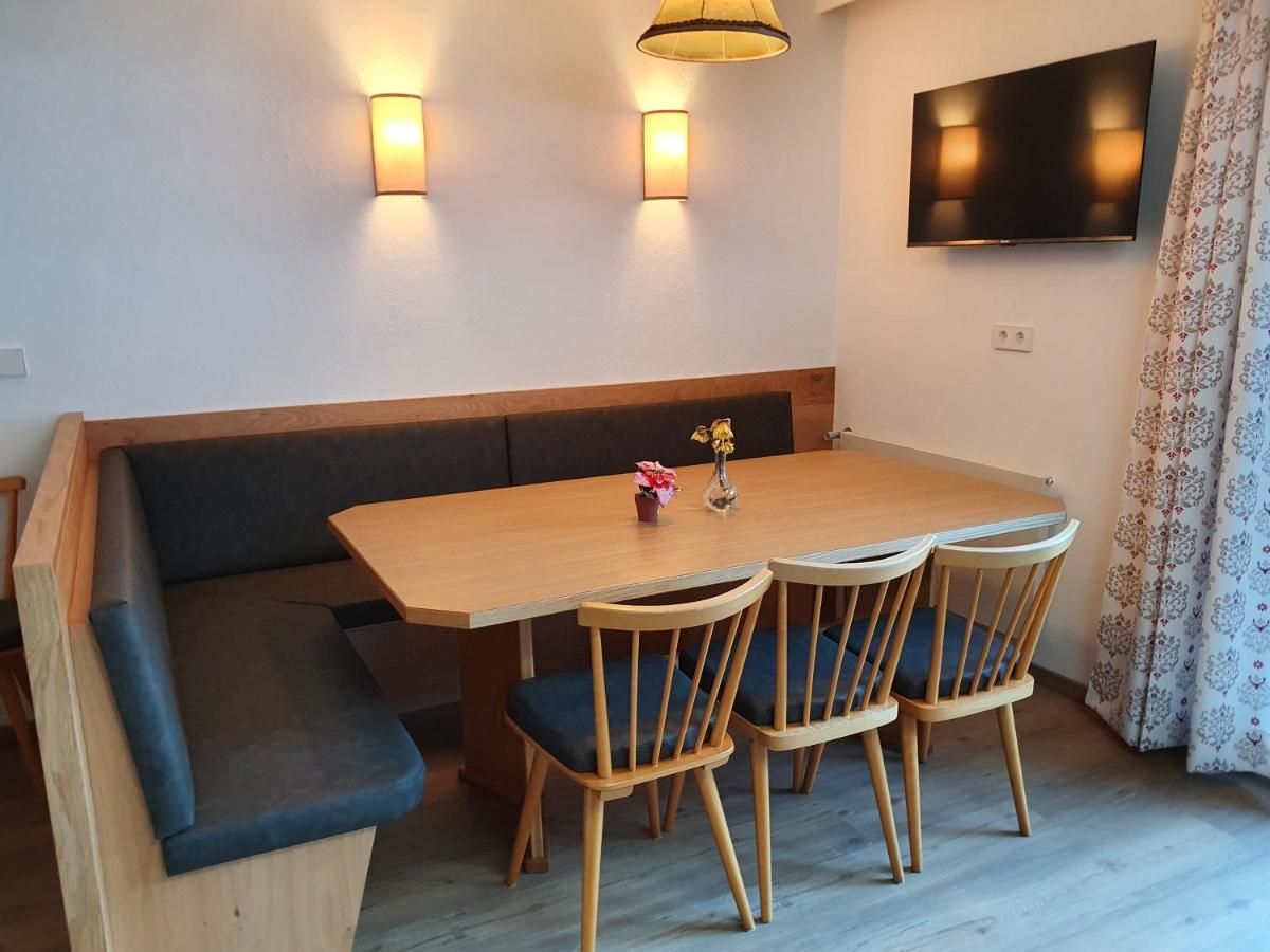 Ferienwohnung Kroell Zell am Ziller Esterno foto